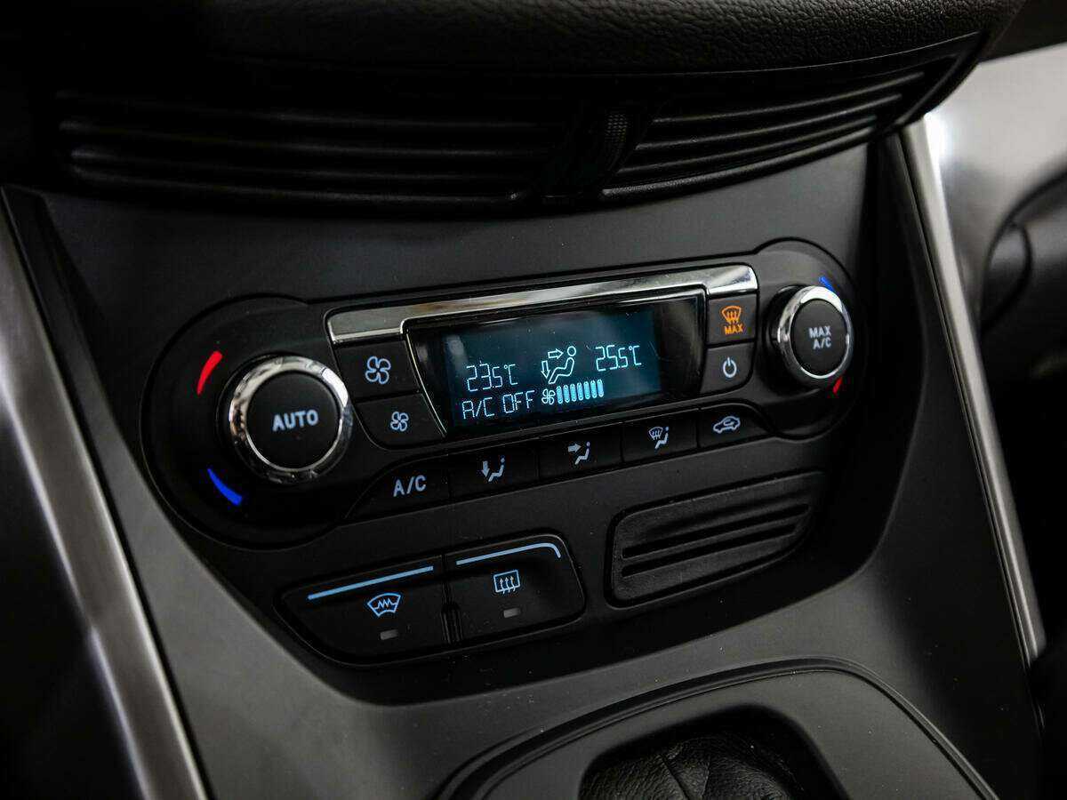 Ford Kuga 2016 года с пробегом. Фото: #13