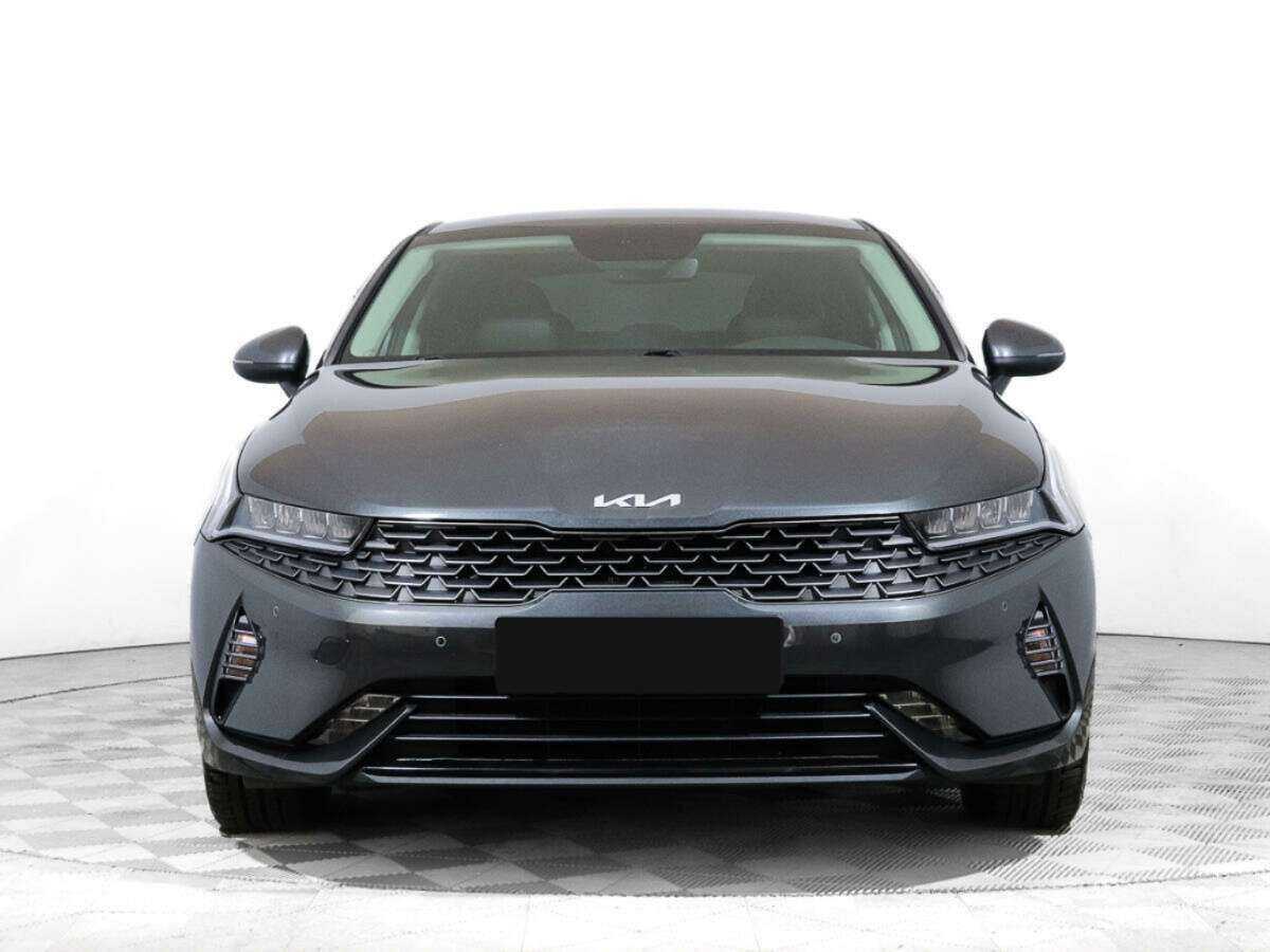 Kia K5 2022 года с пробегом. Фото: #1