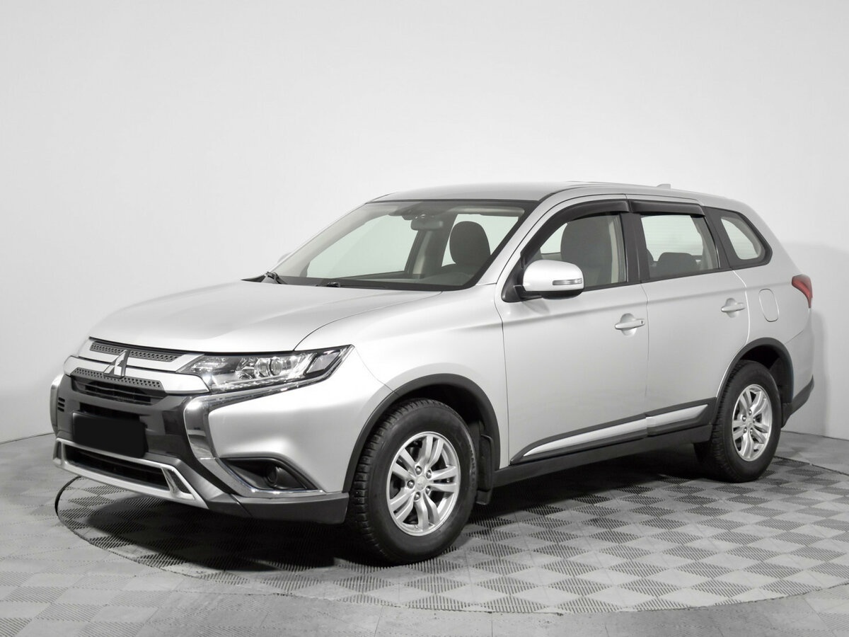 Mitsubishi Outlander 2018 года с пробегом. Фото: #0
