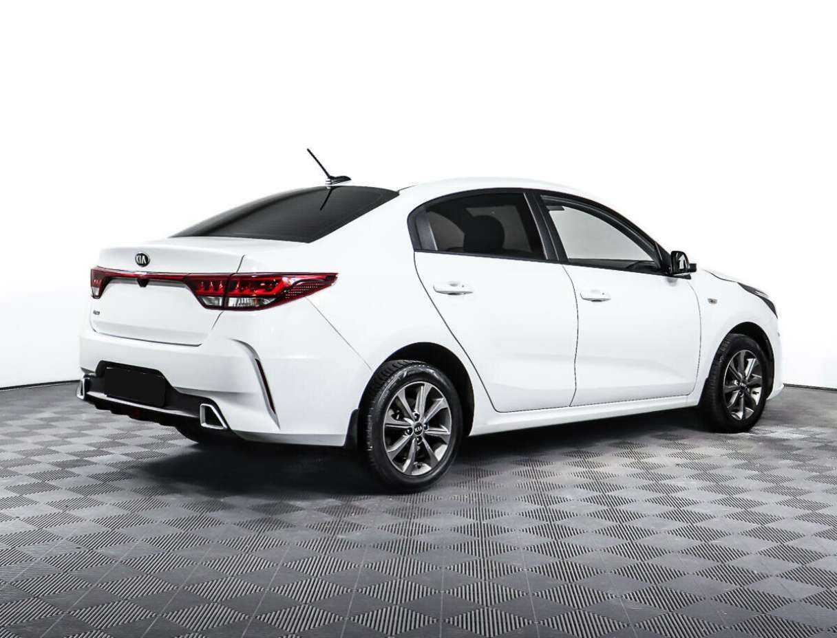 Kia Rio 2021 года с пробегом. Фото: #4