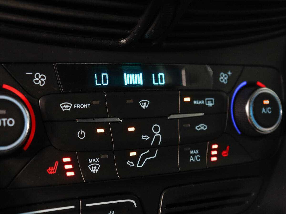 Ford Kuga 2017 года с пробегом. Фото: #12