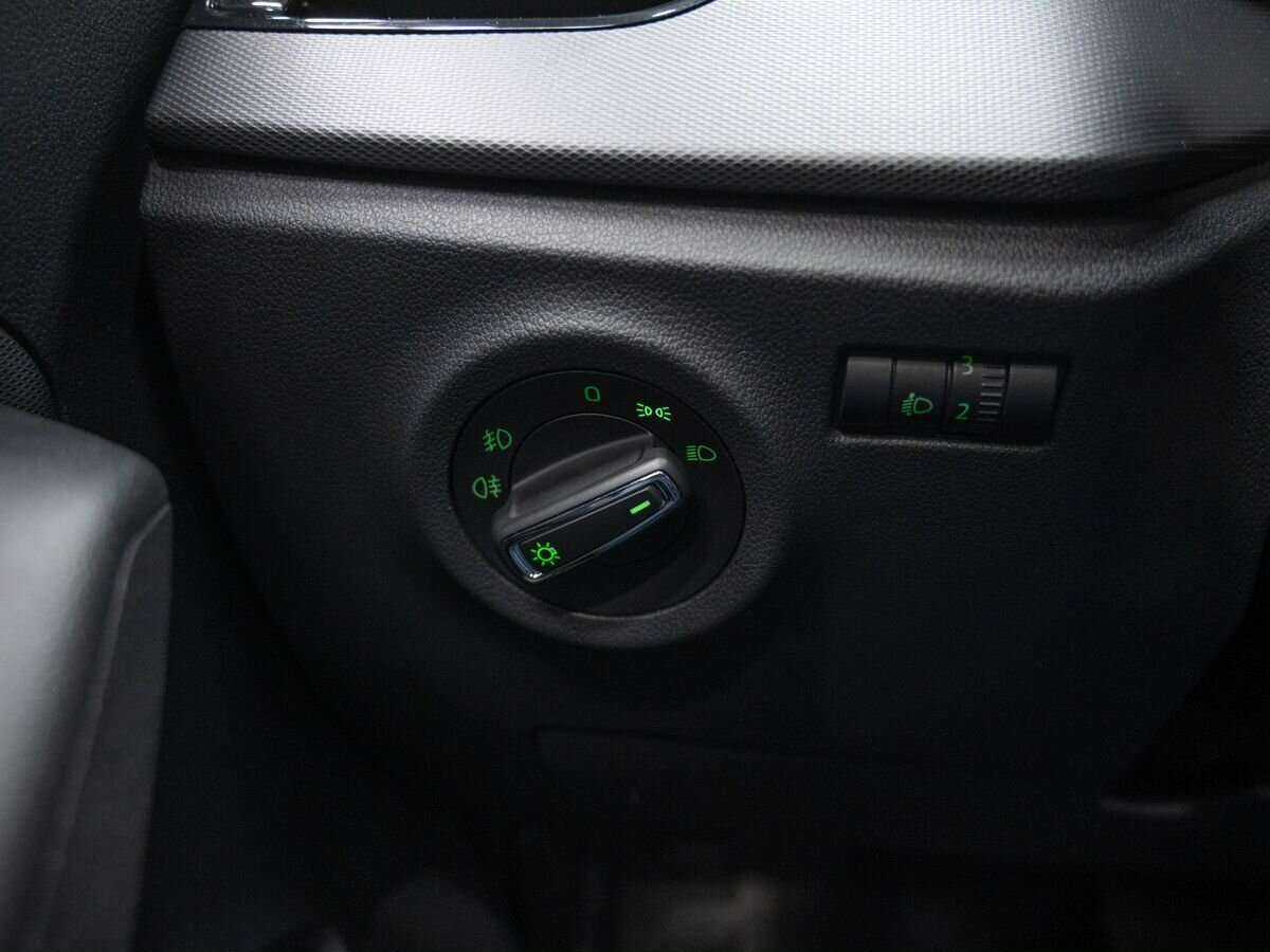 Skoda Rapid 2021 года с пробегом. Фото: #16