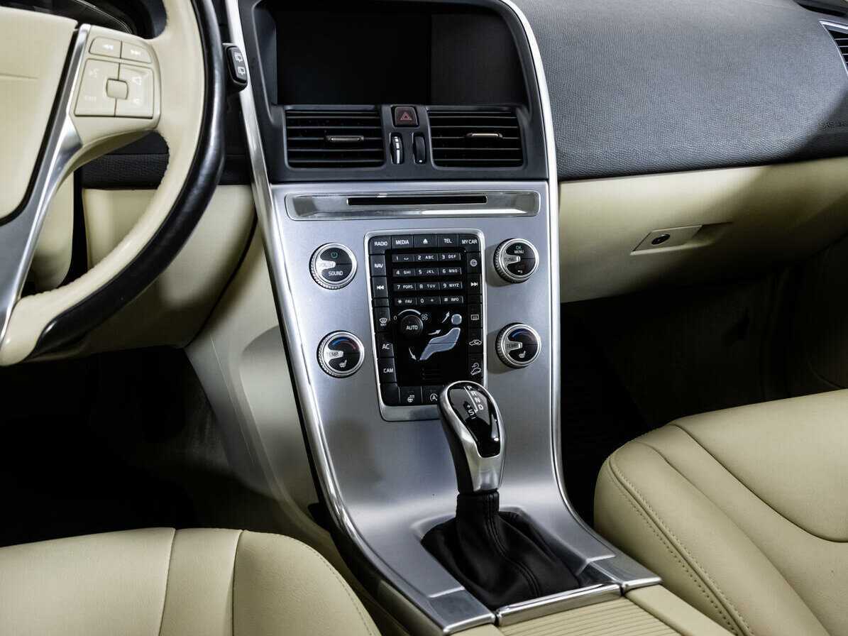 Volvo XC60 2016 года с пробегом. Фото: #8