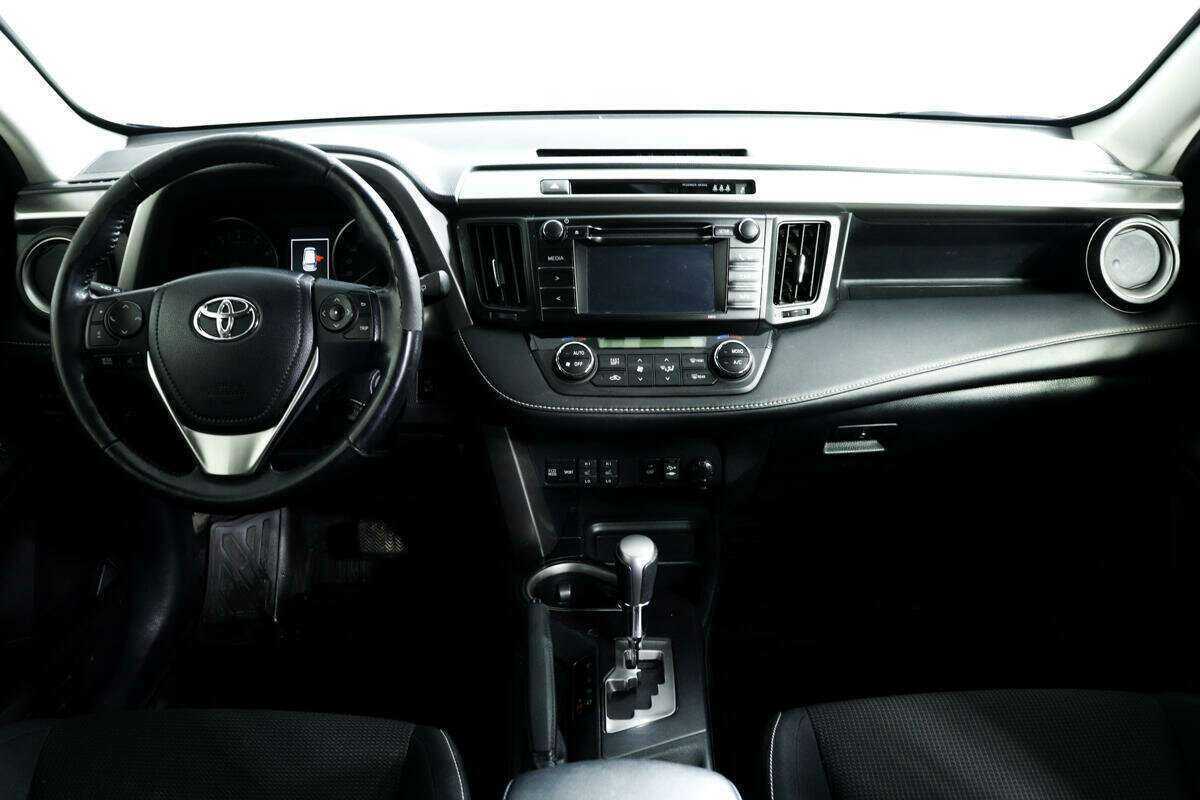 Toyota RAV4 2016 года с пробегом. Фото: #10