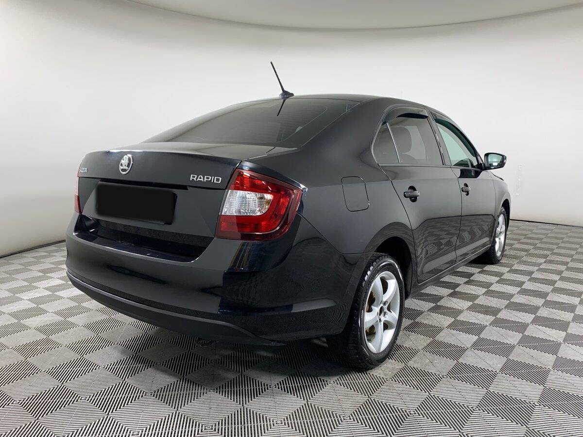 Skoda Rapid 2018 года с пробегом. Фото: #4