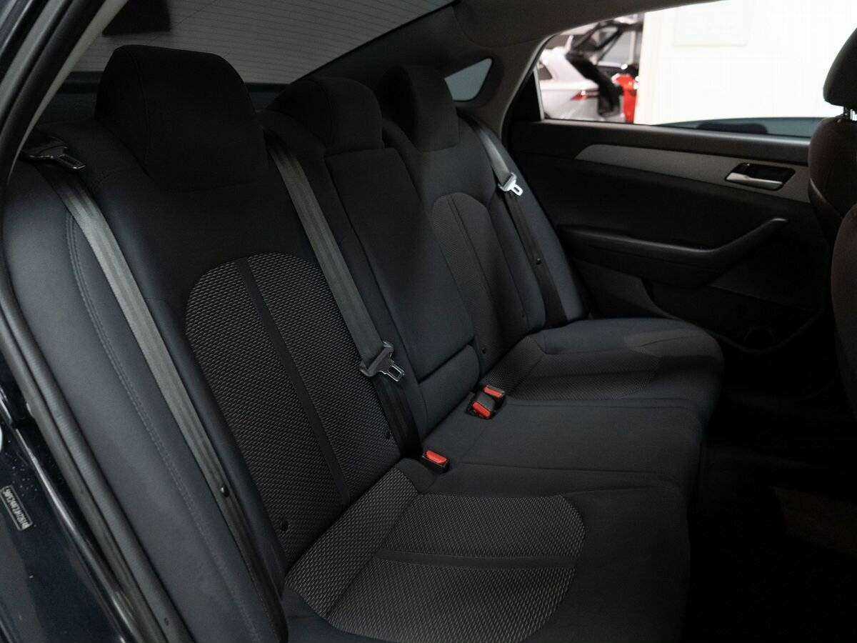 Hyundai Sonata 2018 года с пробегом. Фото: #8