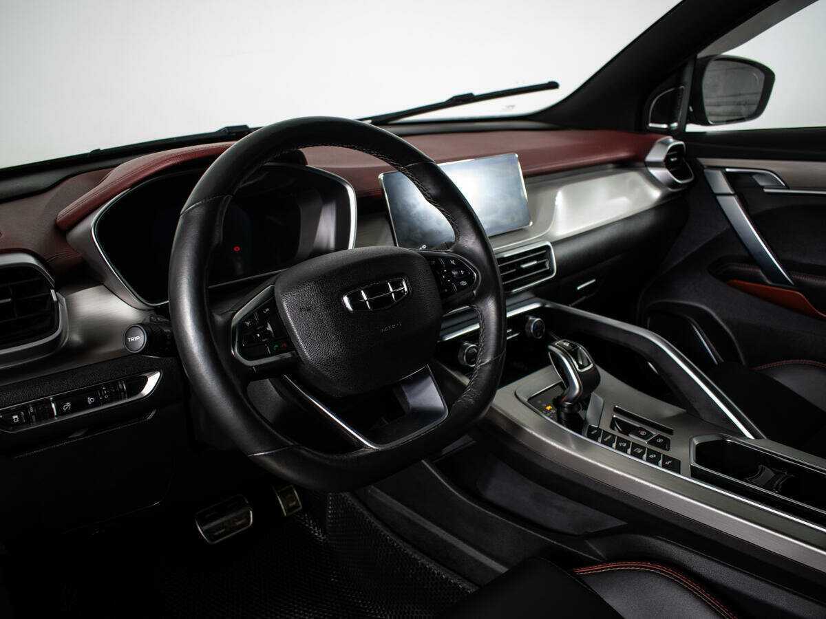 Geely Coolray 2021 года с пробегом. Фото: #10