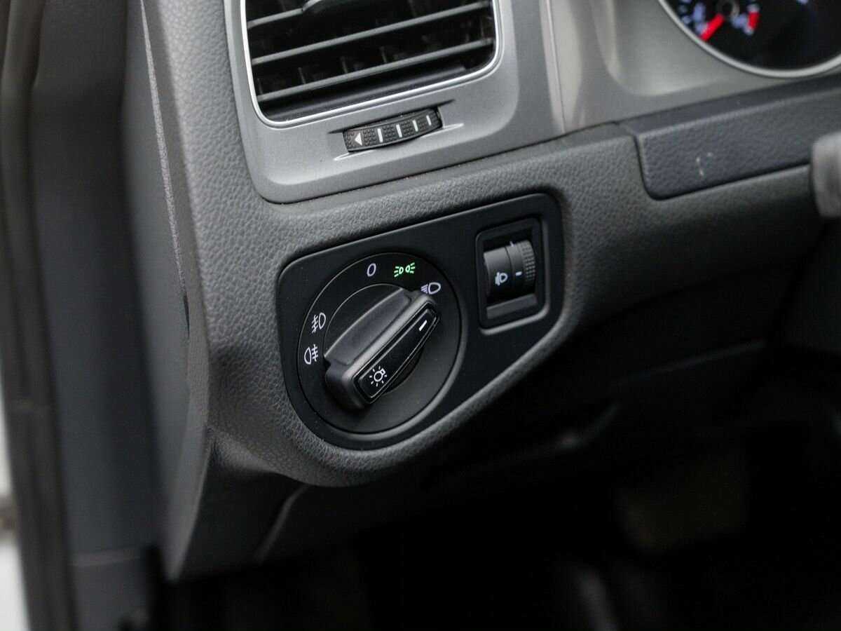 Volkswagen Golf 2014 года с пробегом. Фото: #17