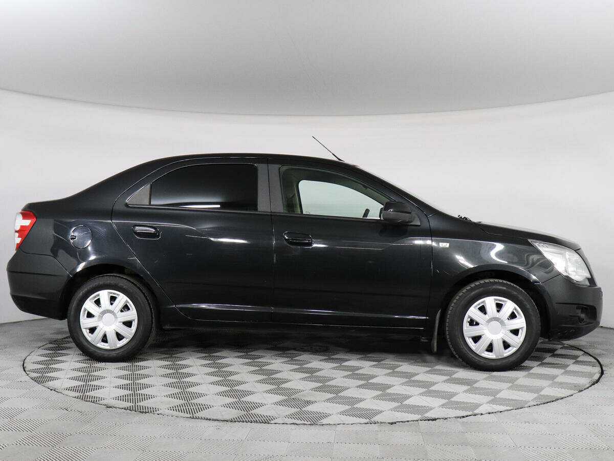 Chevrolet Cobalt 2013 года с пробегом. Фото: #3