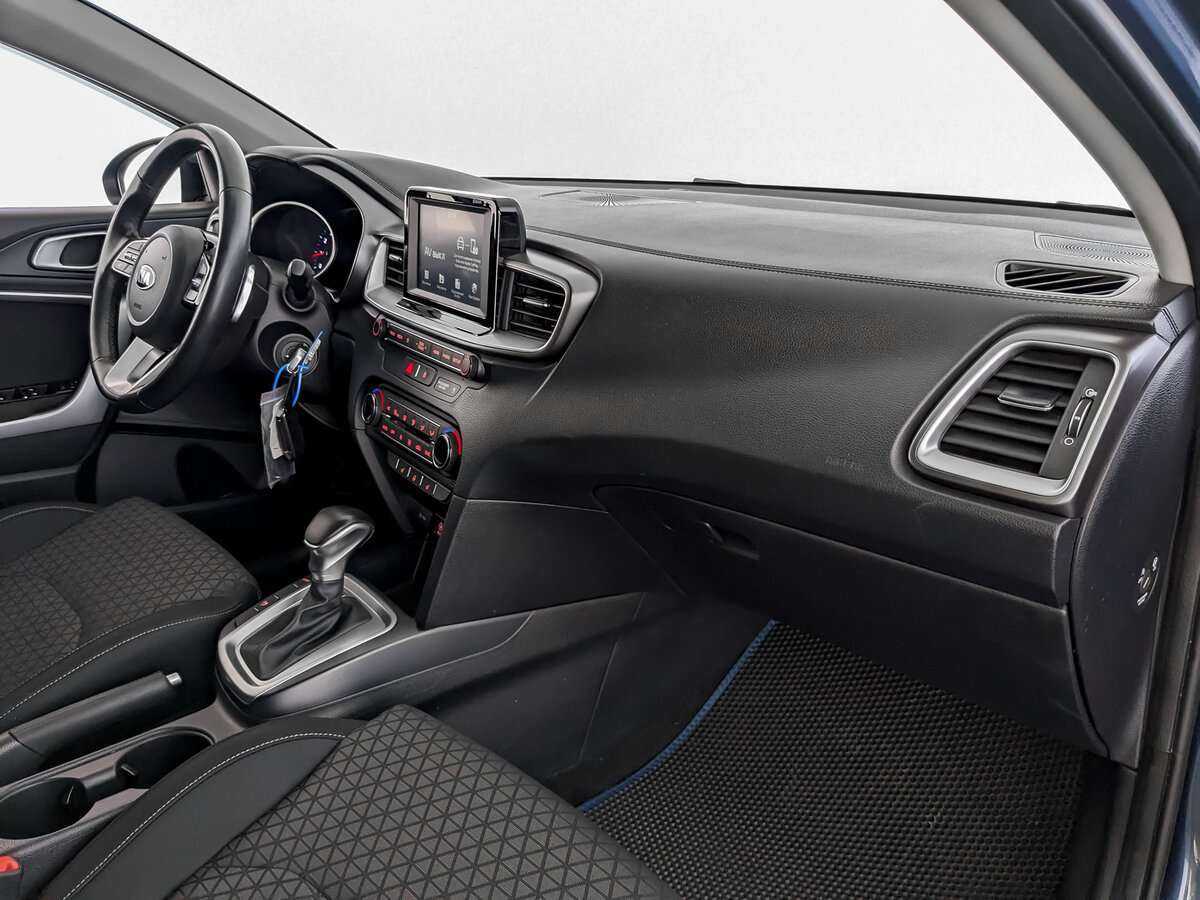 Kia Ceed 2019 года с пробегом. Фото: #10