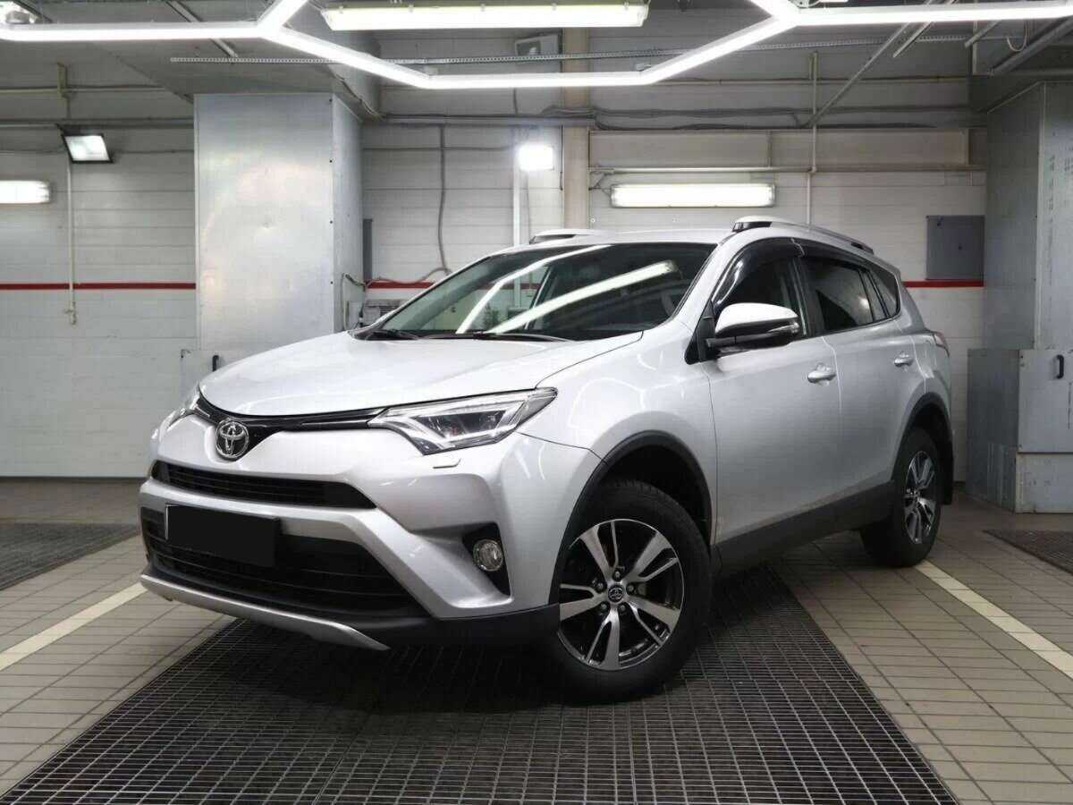 Toyota RAV4 2019 года с пробегом. Посмотреть фото