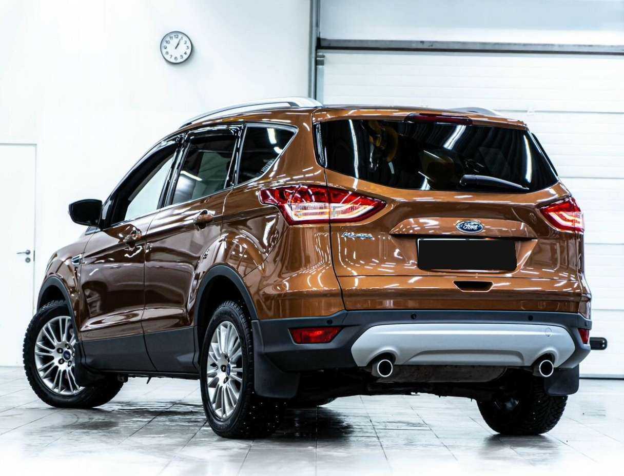 Ford Kuga 2013 года с пробегом. Фото: #2