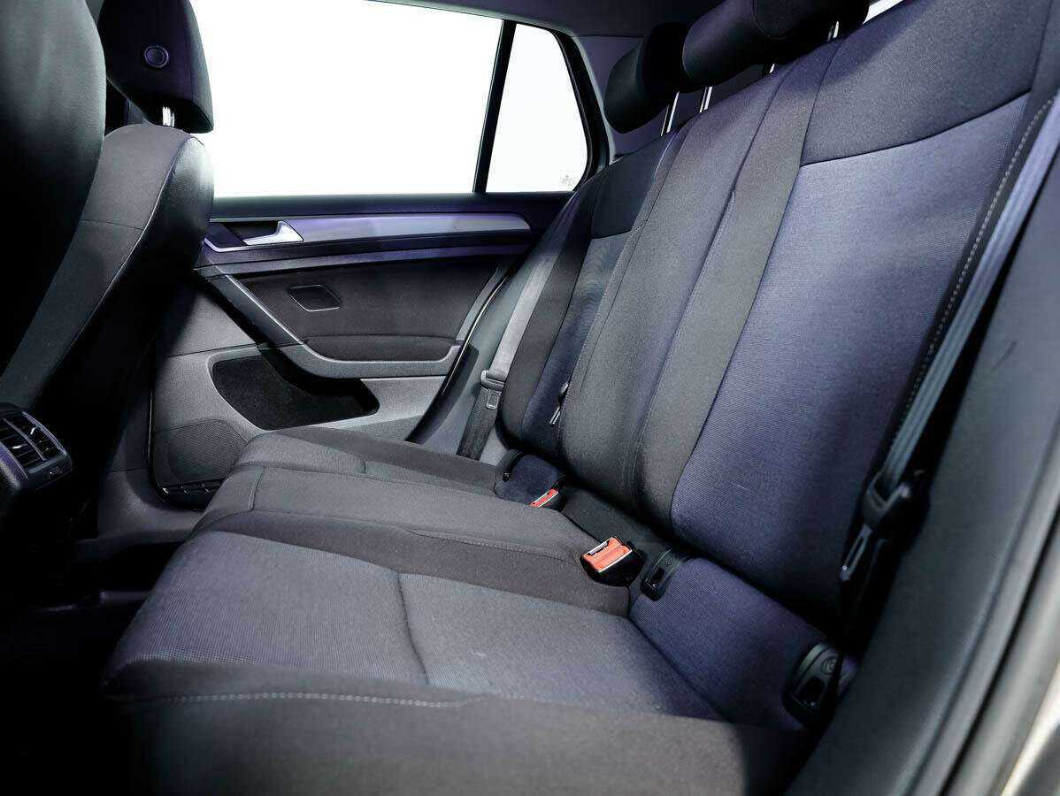 Volkswagen Golf 2013 года с пробегом. Фото: #11