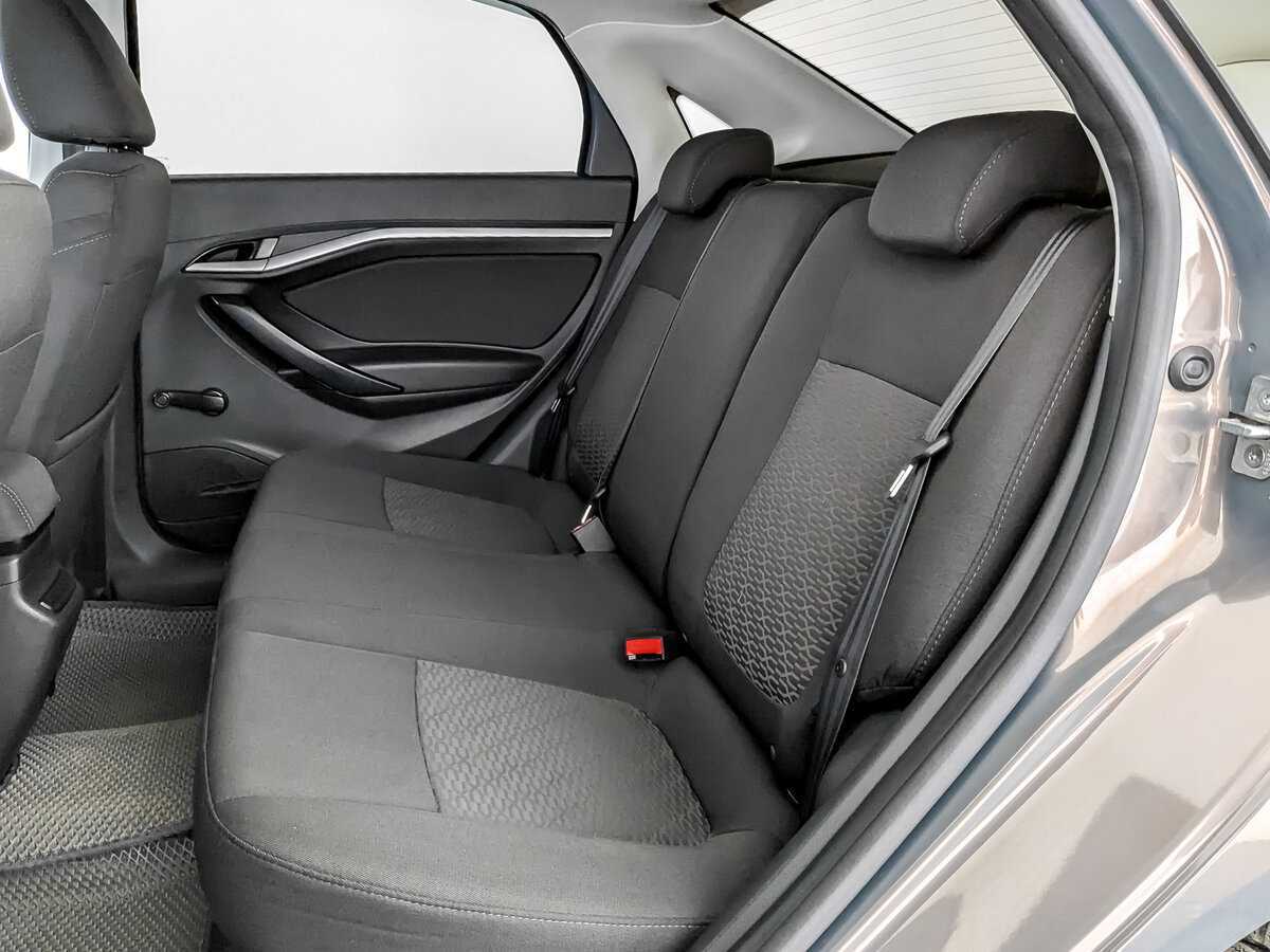 Lada (ВАЗ) Vesta 2019 года с пробегом. Фото: #11