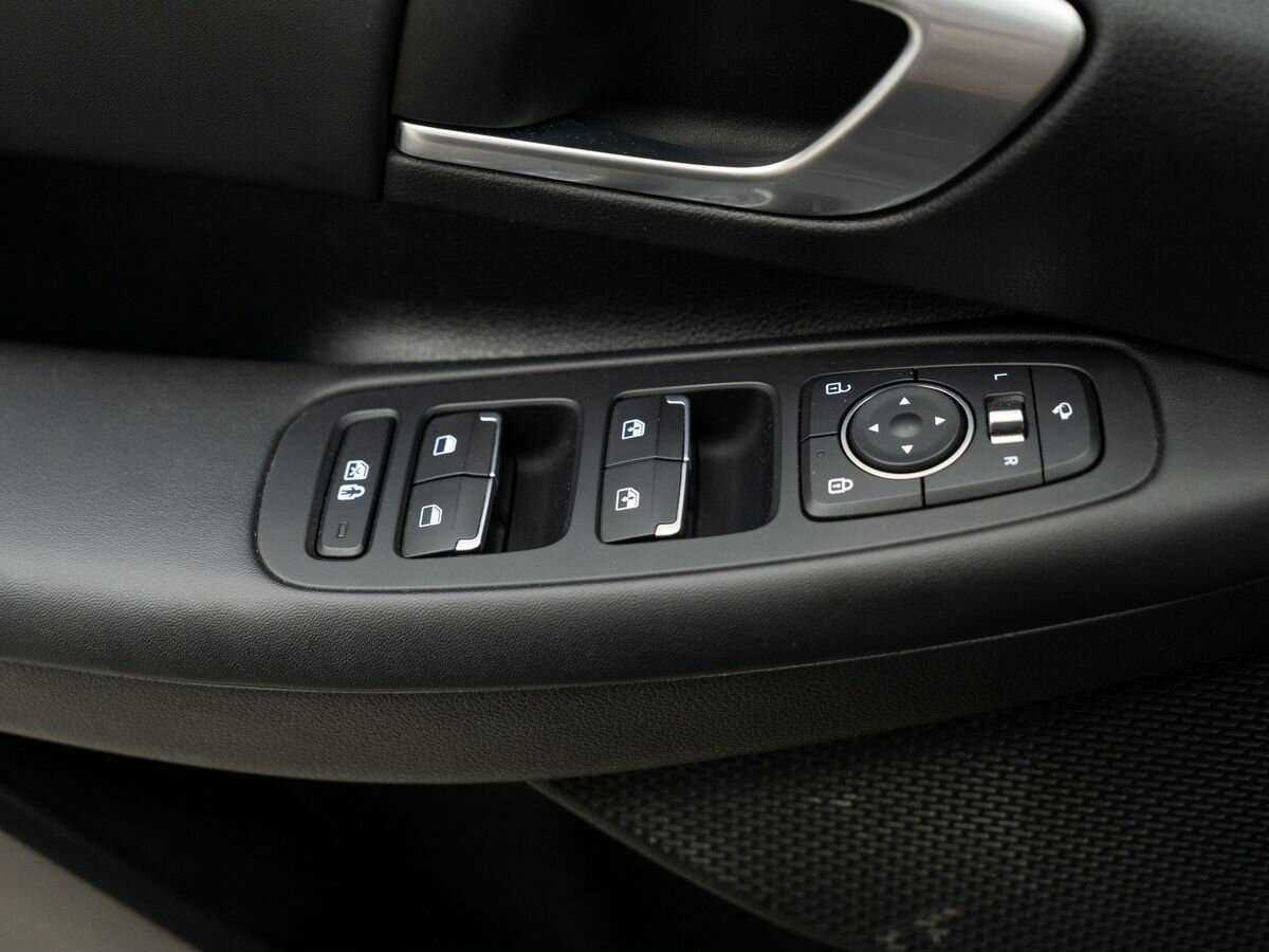 Hyundai Sonata 2020 года с пробегом. Фото: #13