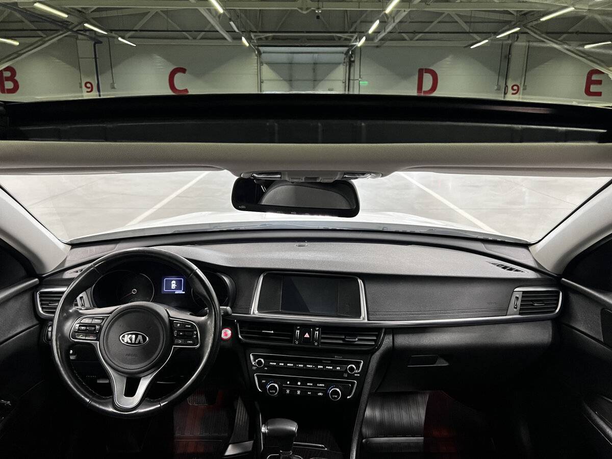 Kia K5 2017 года с пробегом. Фото: #13
