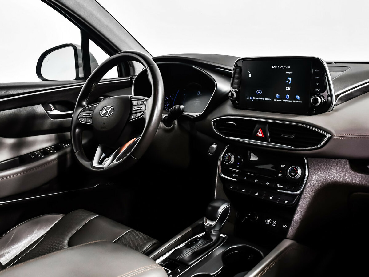 Hyundai Santa Fe 2018 года с пробегом. Фото: #9