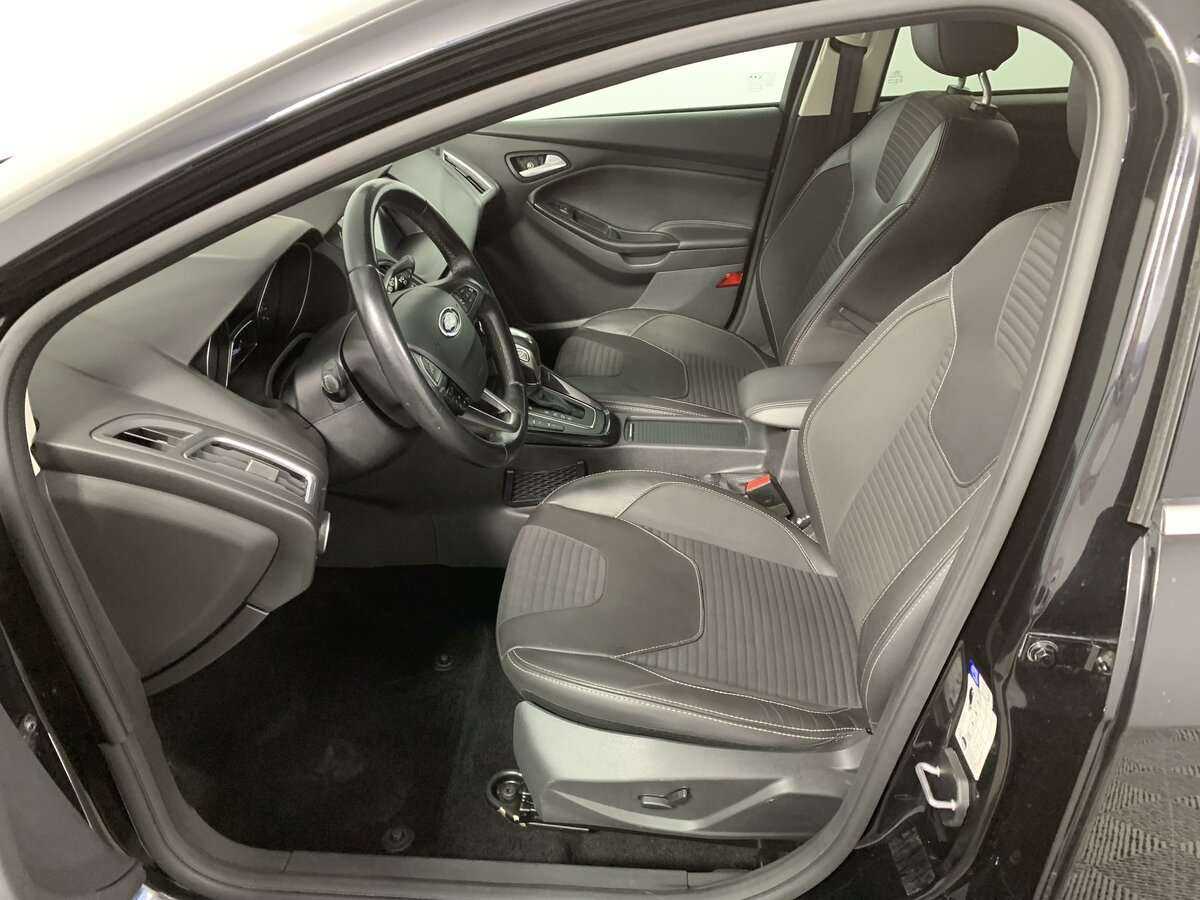Ford Focus 2017 года с пробегом. Фото: #13