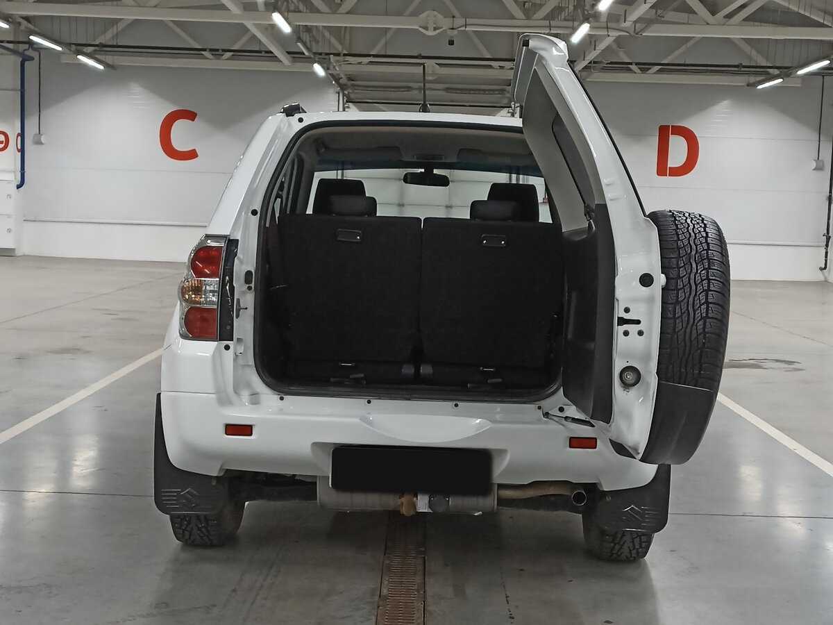 Suzuki Grand Vitara 2013 года с пробегом. Фото: #9