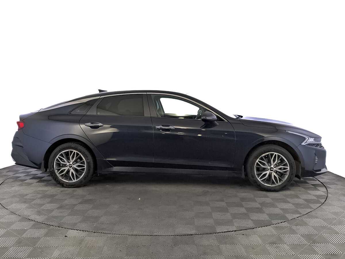 Kia K5 2021 года с пробегом. Фото: #3