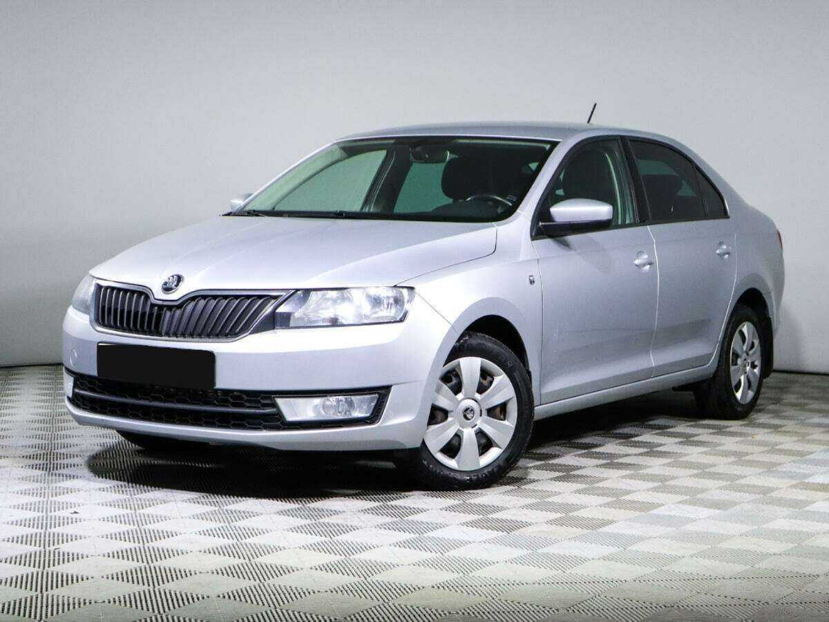 Skoda Rapid 2016 года с пробегом. Посмотреть фото