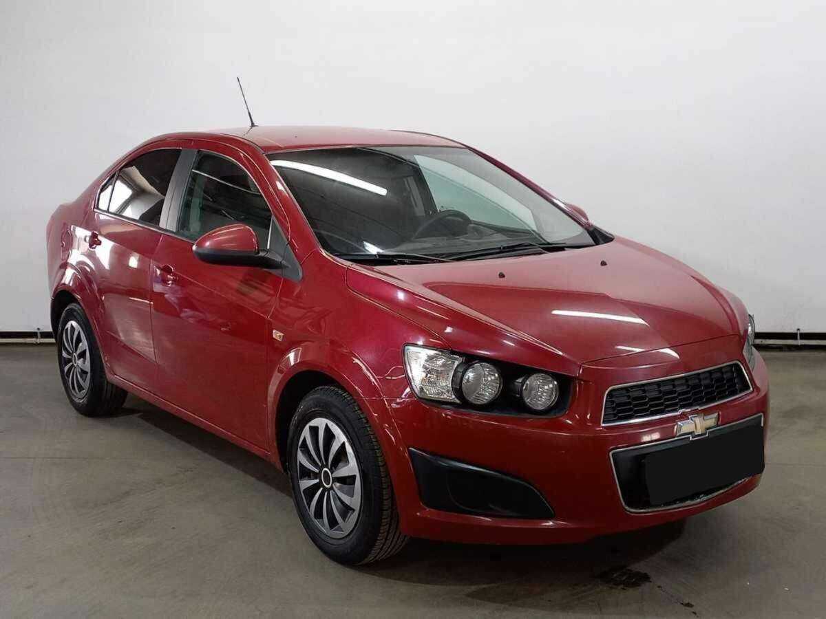 Chevrolet Aveo 2013 года с пробегом. Фото: #2
