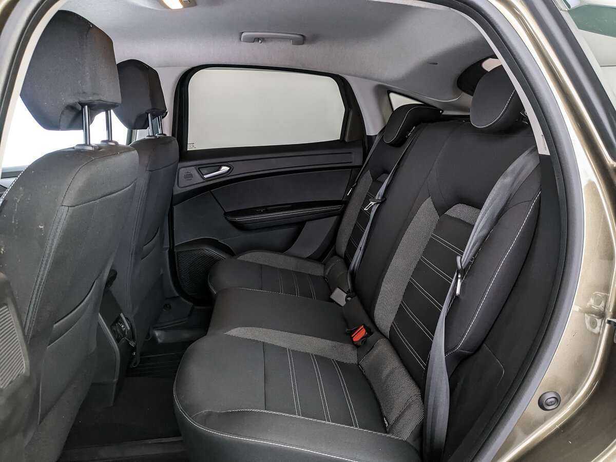 Renault Arkana 2019 года с пробегом. Фото: #13