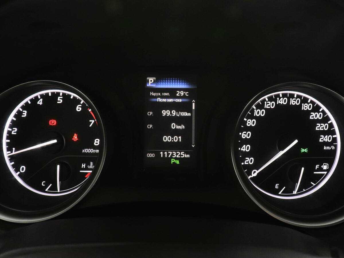 Toyota Camry 2019 года с пробегом. Фото: #10