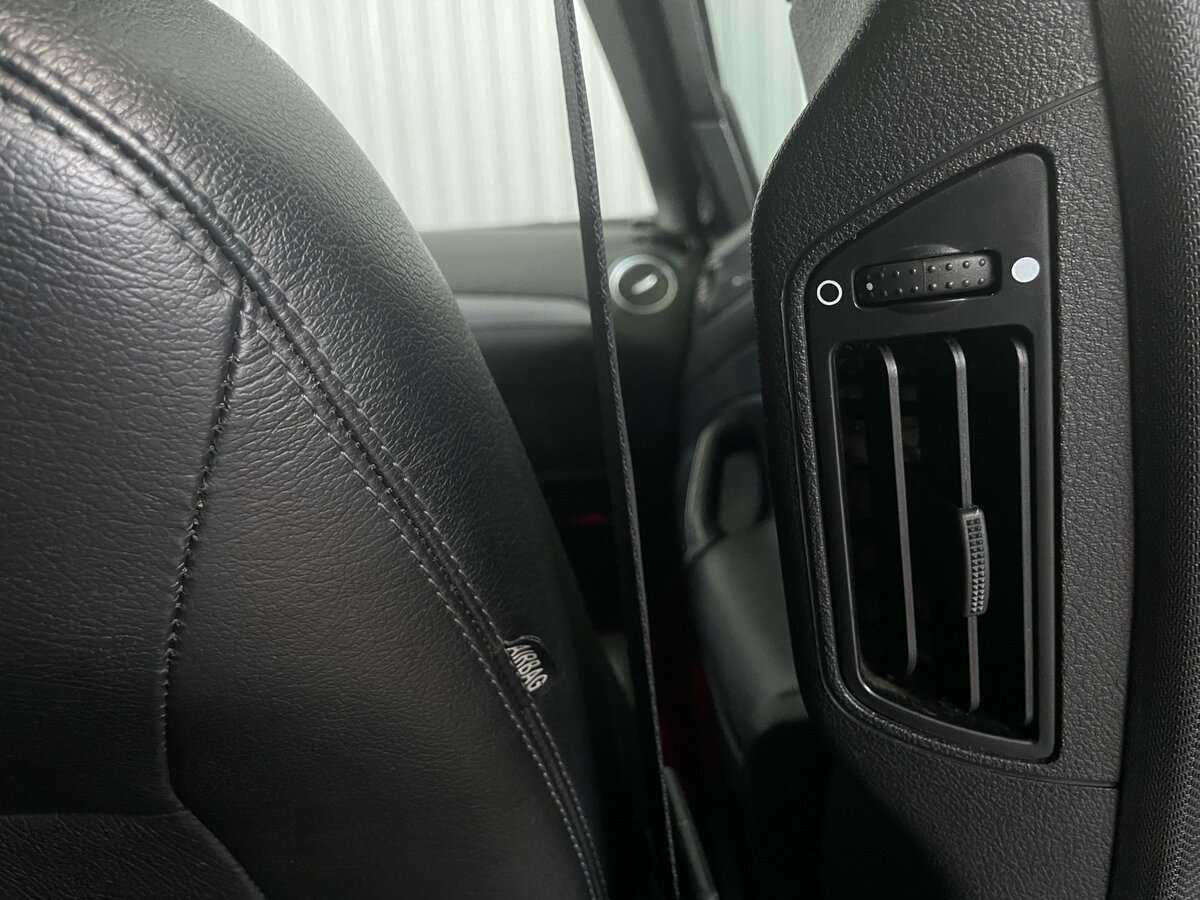 Ford Mondeo 2012 года с пробегом. Фото: #19