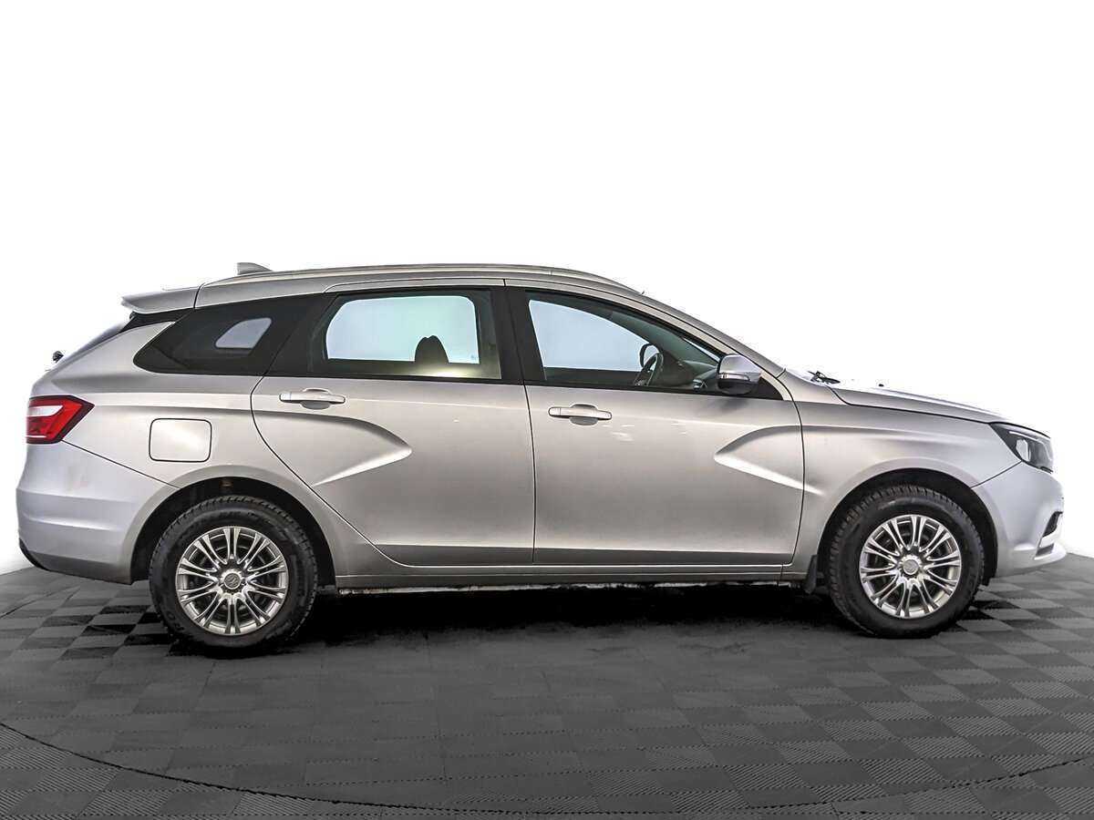 Lada (ВАЗ) Vesta 2021 года с пробегом. Фото: #3