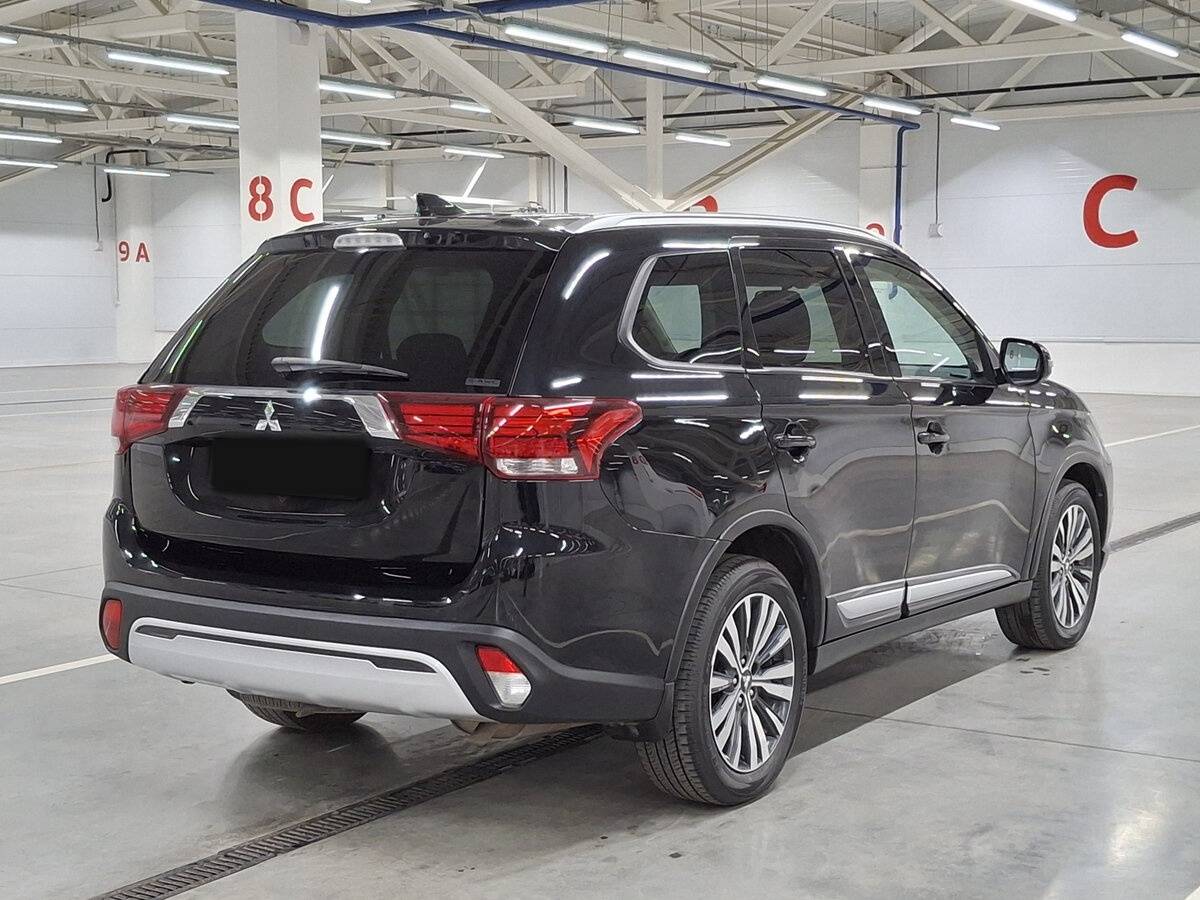 Mitsubishi Outlander 2020 года с пробегом. Фото: #4