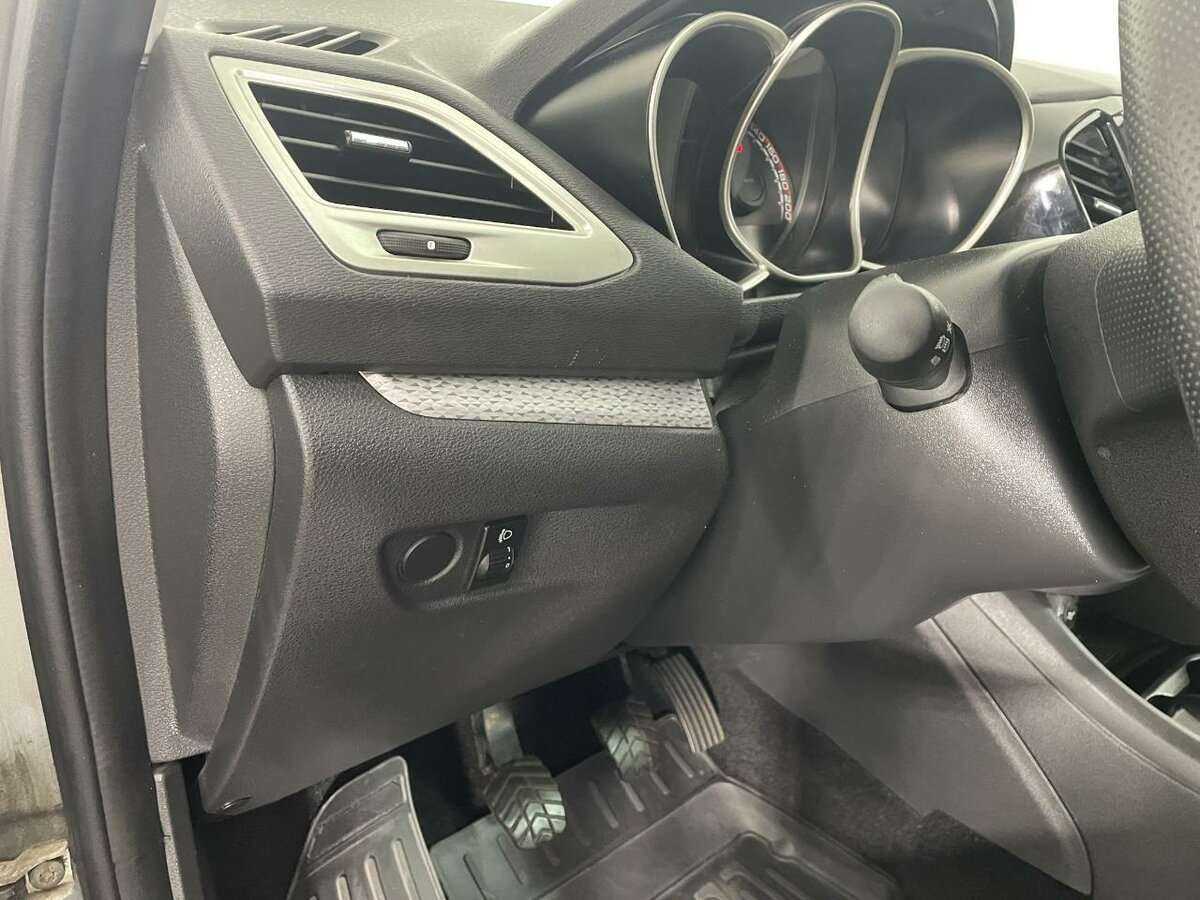 Lada (ВАЗ) Vesta 2018 года с пробегом. Фото: #8