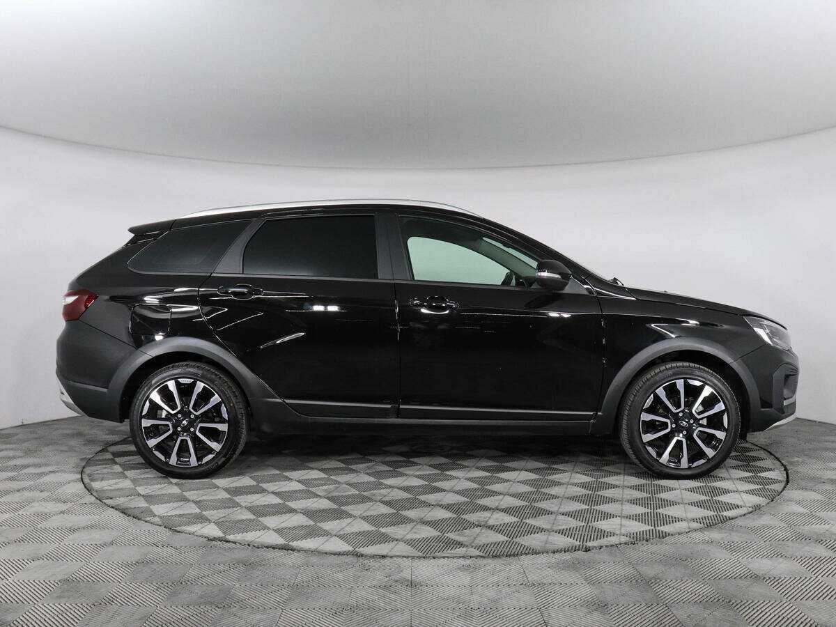 Lada (ВАЗ) Vesta 2023 года с пробегом. Фото: #3