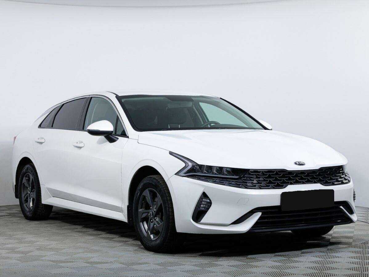 Kia K5 2021 года с пробегом. Фото: #1