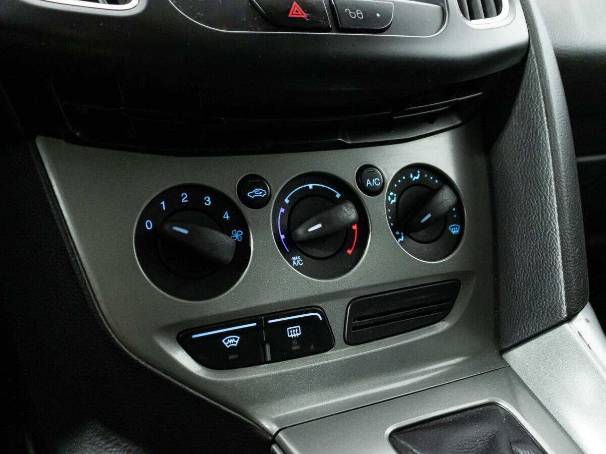 Ford Focus 2012 года с пробегом. Фото: #15