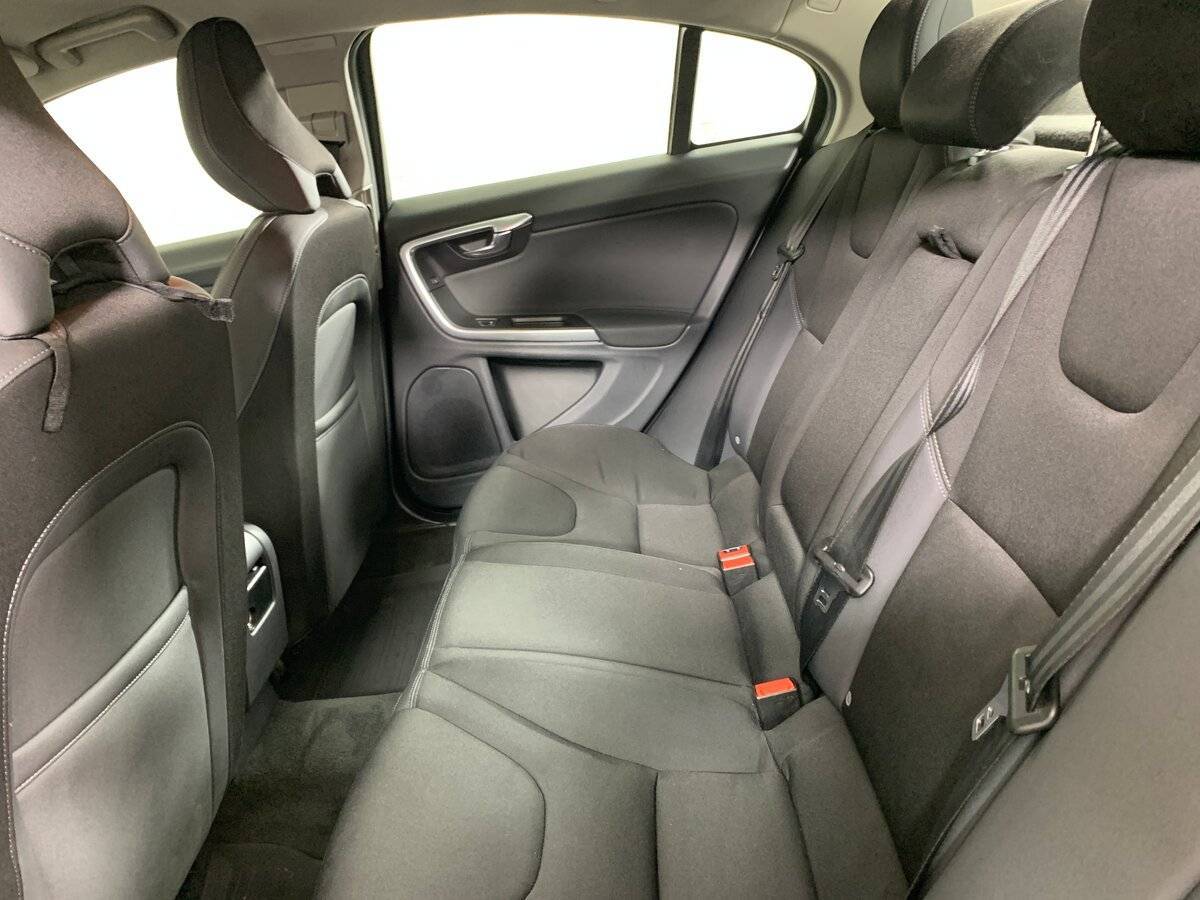 Volvo S60 2014 года с пробегом. Фото: #17