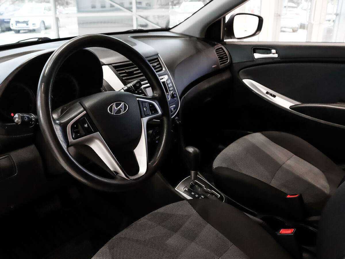 Hyundai Solaris 2012 года с пробегом. Фото: #8