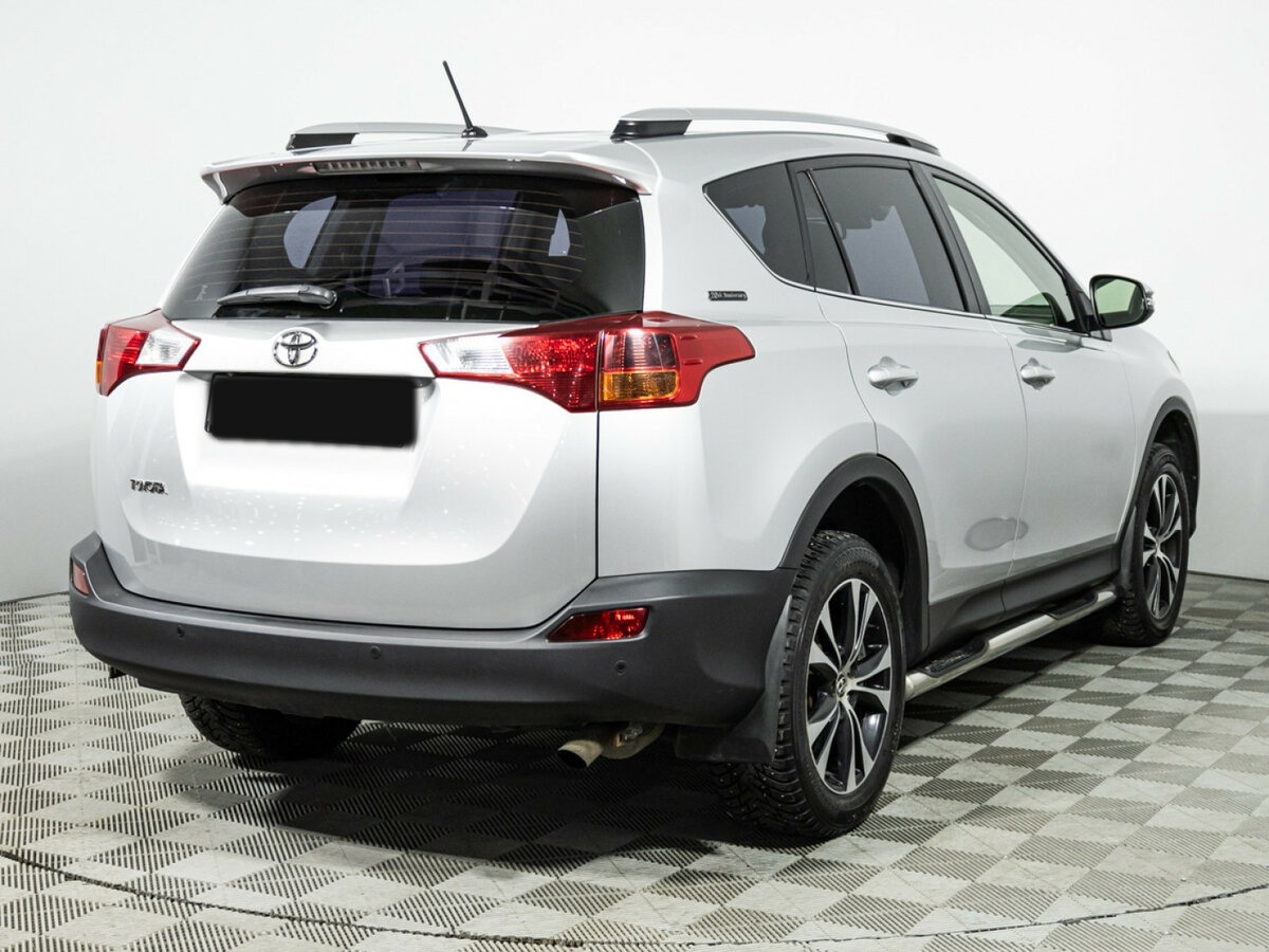 Toyota RAV4 2014 года с пробегом. Фото: #4