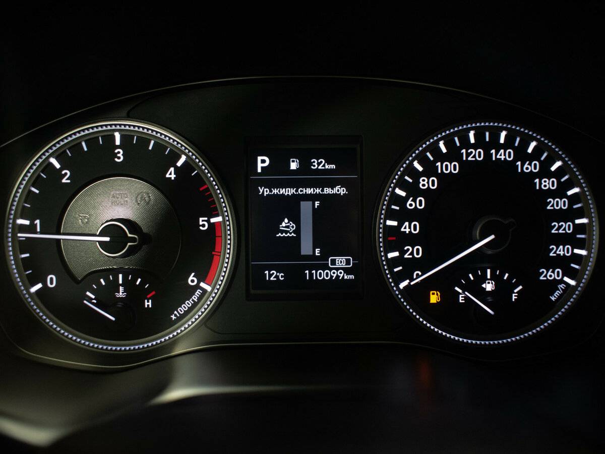 Hyundai Santa Fe 2018 года с пробегом. Фото: #12