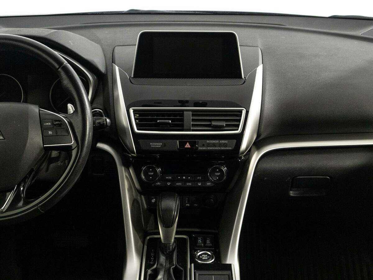 Mitsubishi Eclipse Cross 2018 года с пробегом. Фото: #13