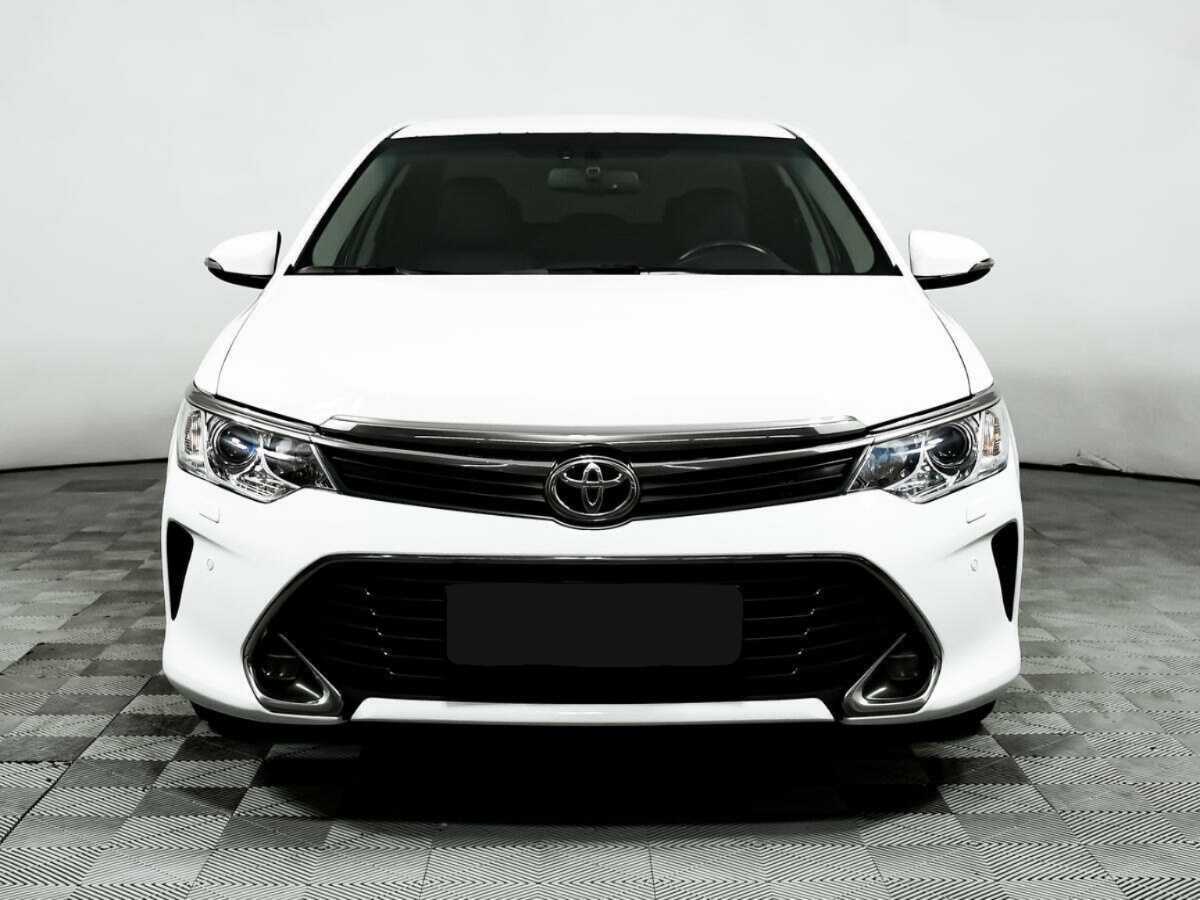 Toyota Camry 2015 года с пробегом. Фото: #1