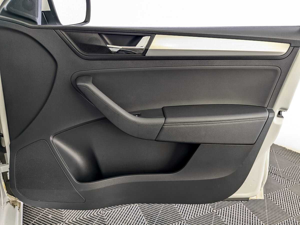 Skoda Rapid 2019 года с пробегом. Фото: #19