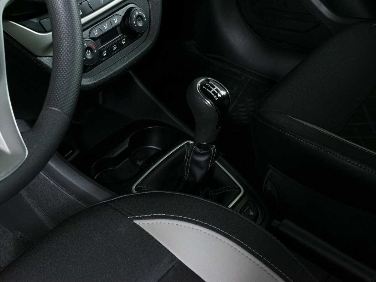 Lada (ВАЗ) Vesta 2019 года с пробегом. Фото: #13