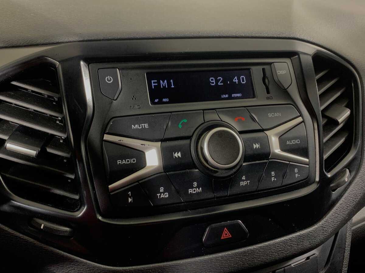 Lada (ВАЗ) Vesta 2019 года с пробегом. Фото: #15