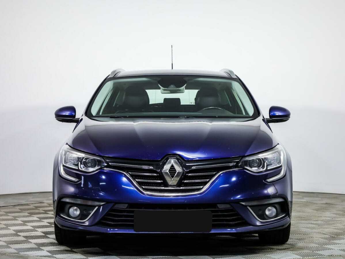 Renault Megane 2017 года с пробегом. Посмотреть фото