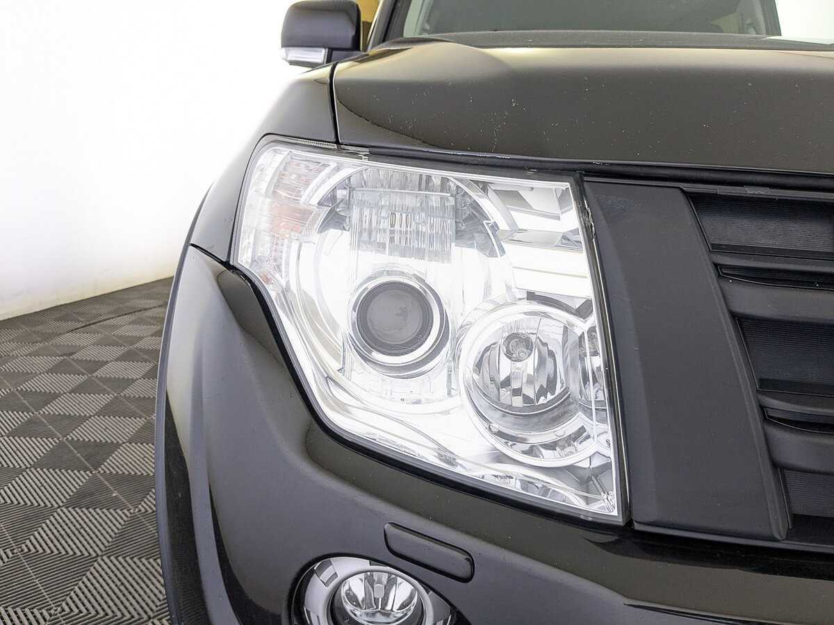 Mitsubishi Pajero 2013 года с пробегом. Фото: #10