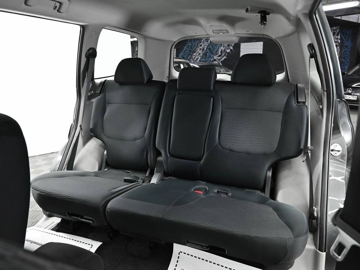 Mitsubishi Pajero Sport 2012 года с пробегом. Фото: #11