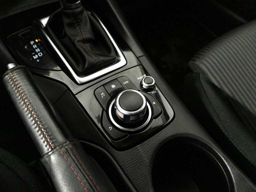 Mazda 3 2013 года с пробегом. Фото: #17