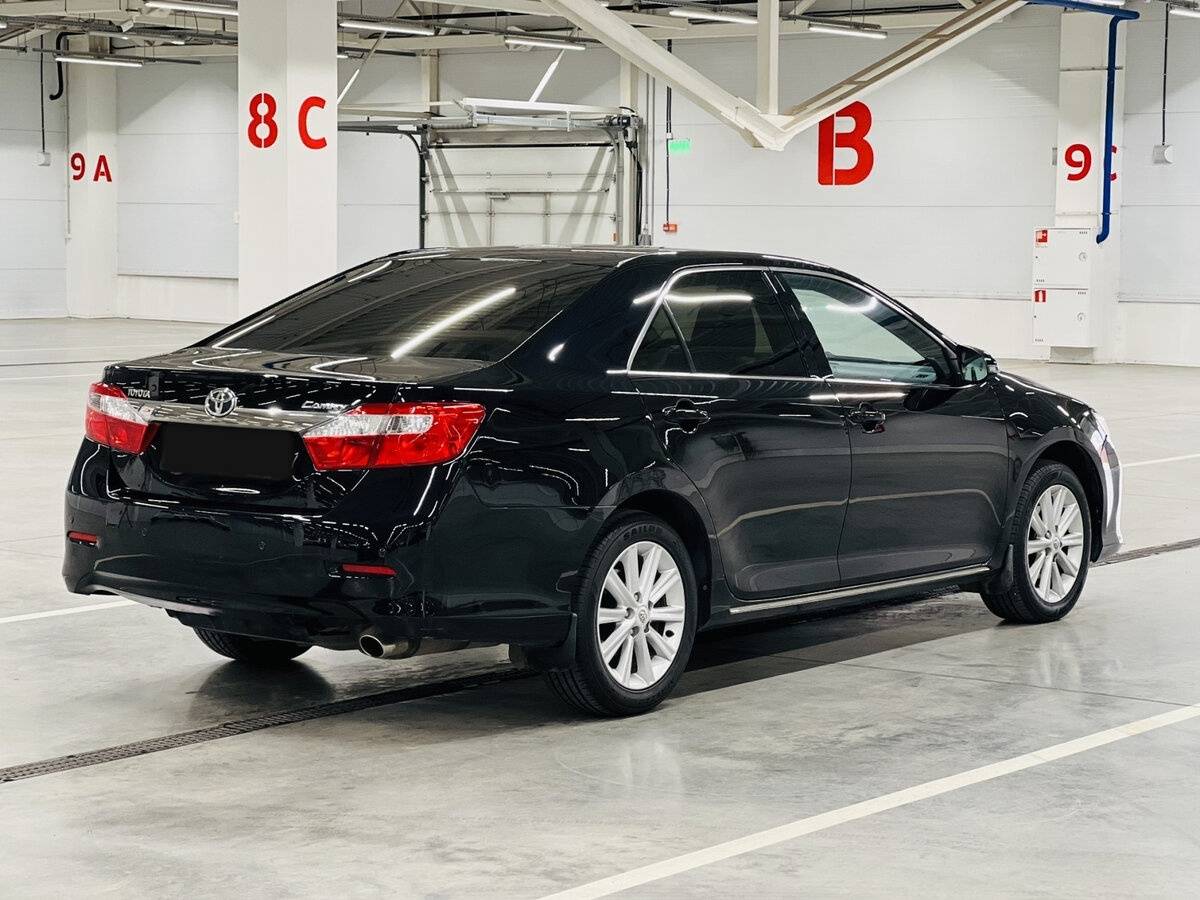Toyota Camry 2013 года с пробегом. Фото: #4