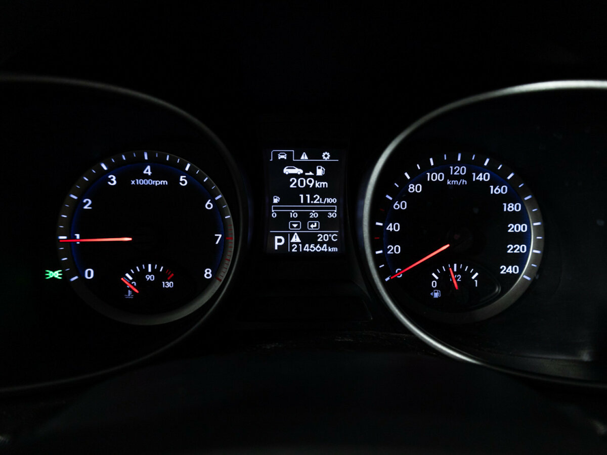 Hyundai Santa Fe 2012 года с пробегом. Фото: #11